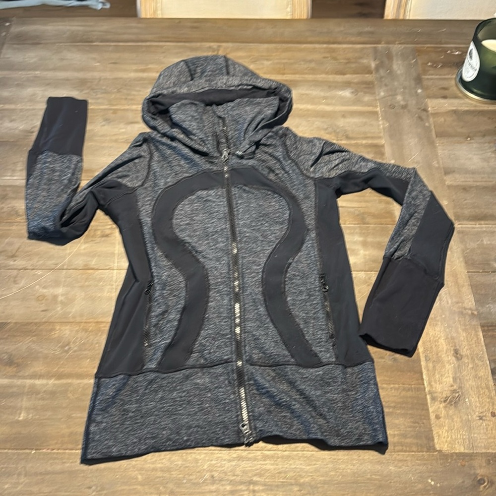 Lululemon Athletica Zip up
